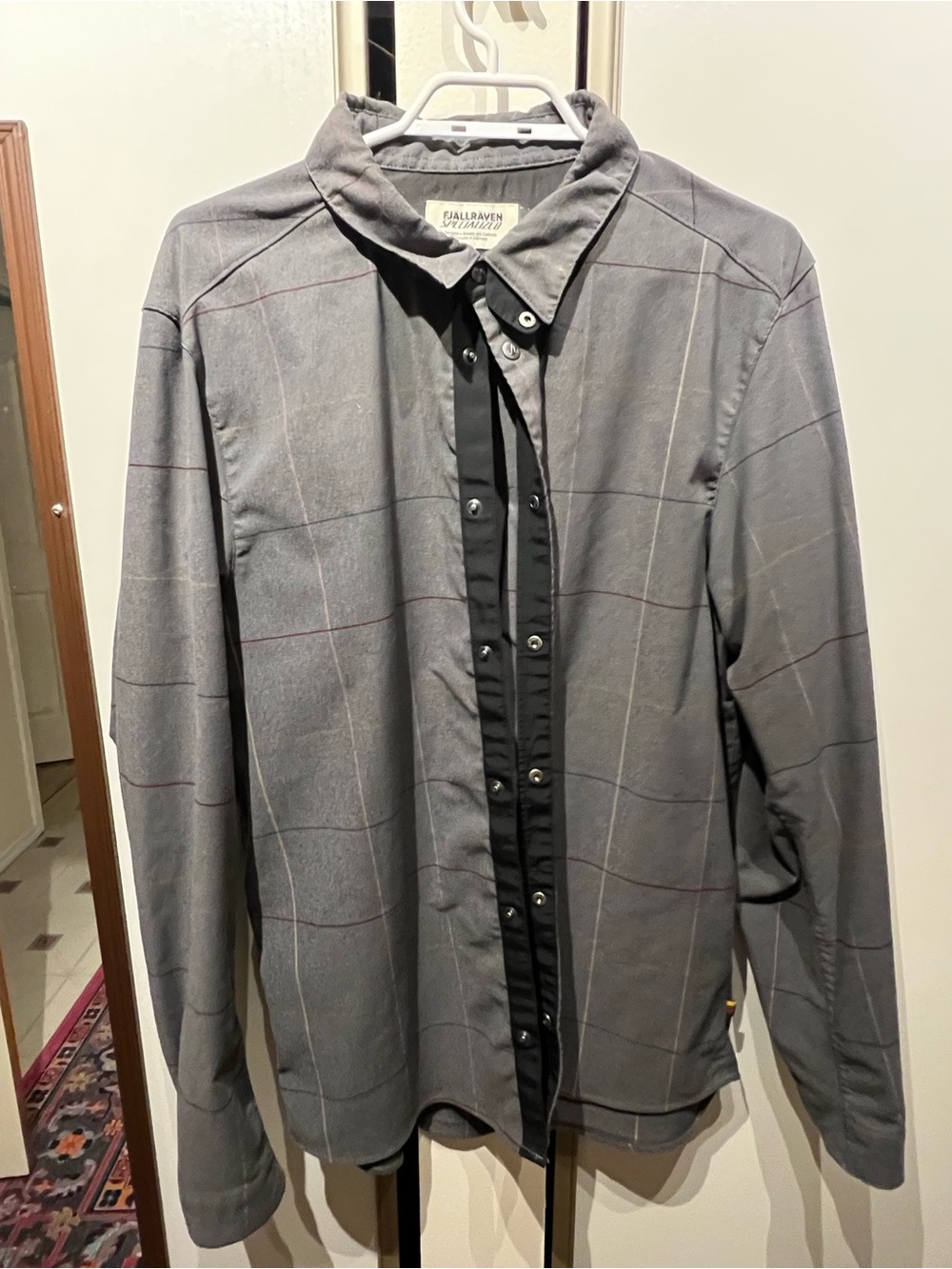 Fjällräven Men's Gray Windowpane Button-Up Jacket specialized size large